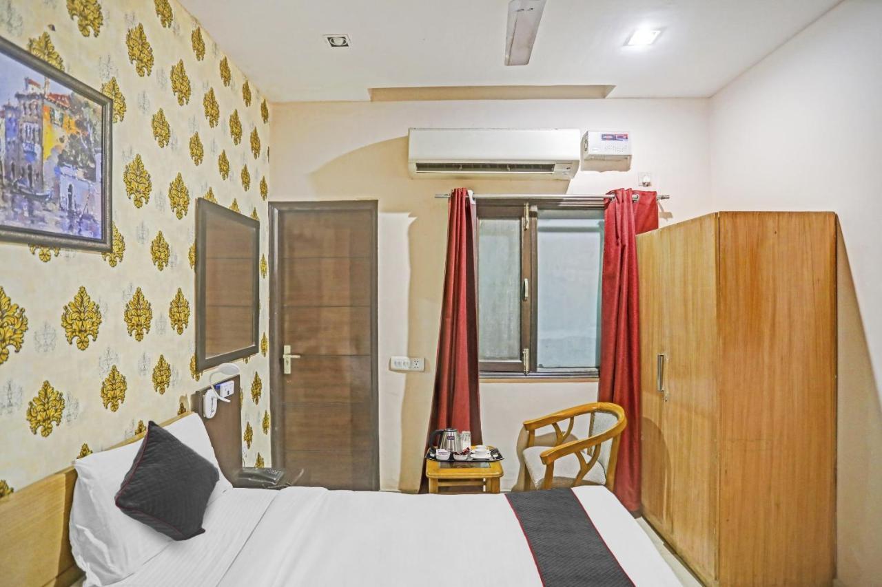 Hotel O Shivam Guest House نيودلهي المظهر الخارجي الصورة