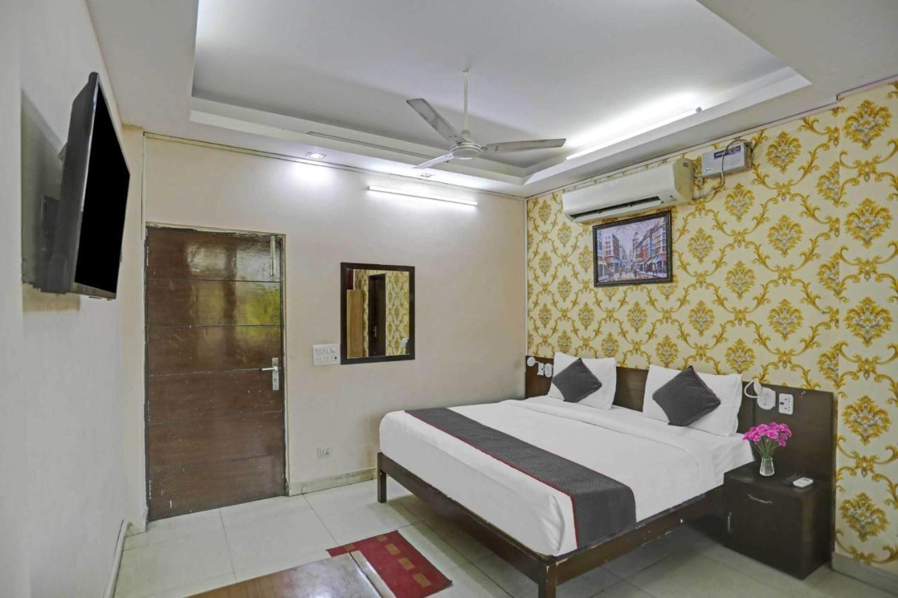 Hotel O Shivam Guest House نيودلهي المظهر الخارجي الصورة