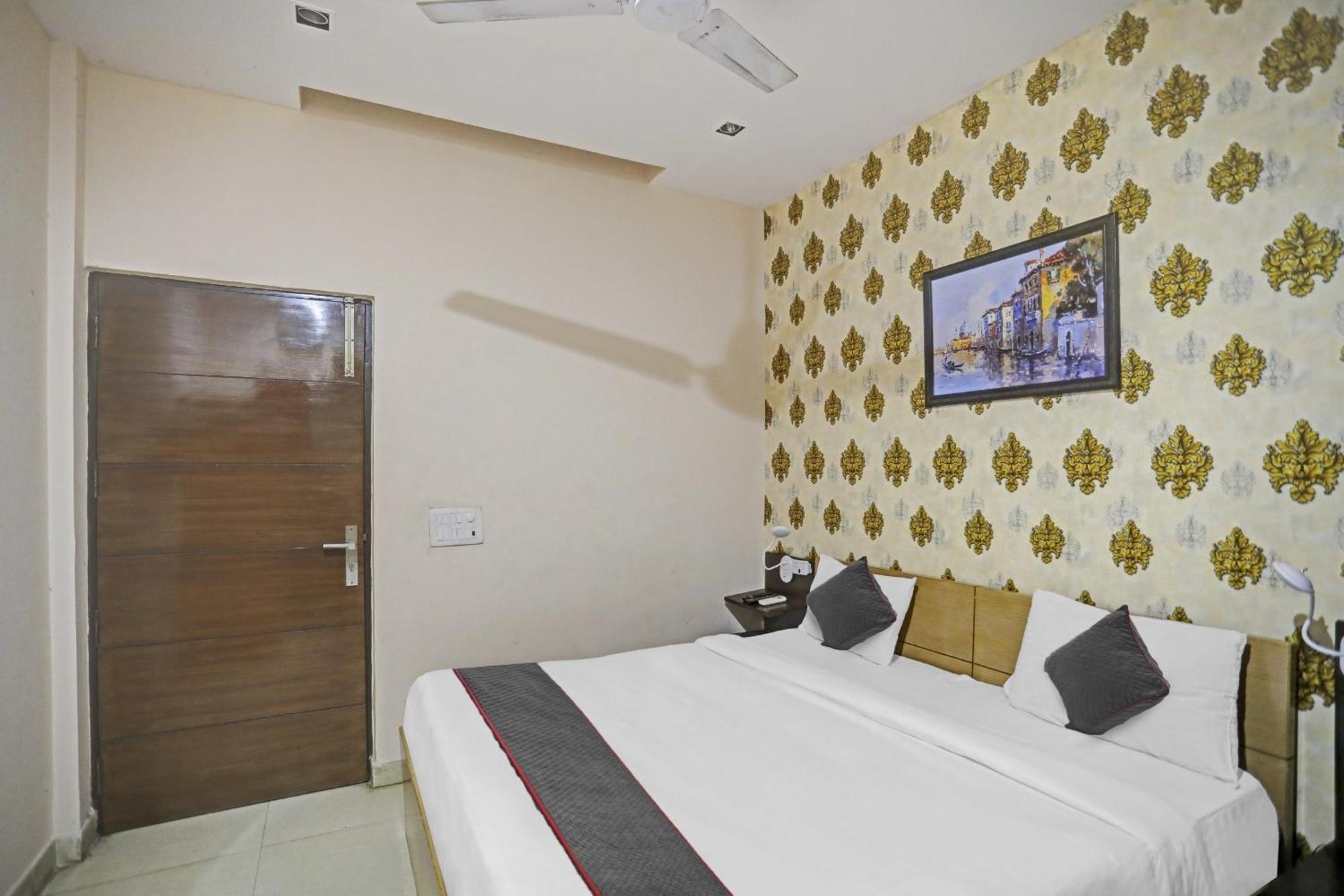 Hotel O Shivam Guest House نيودلهي المظهر الخارجي الصورة