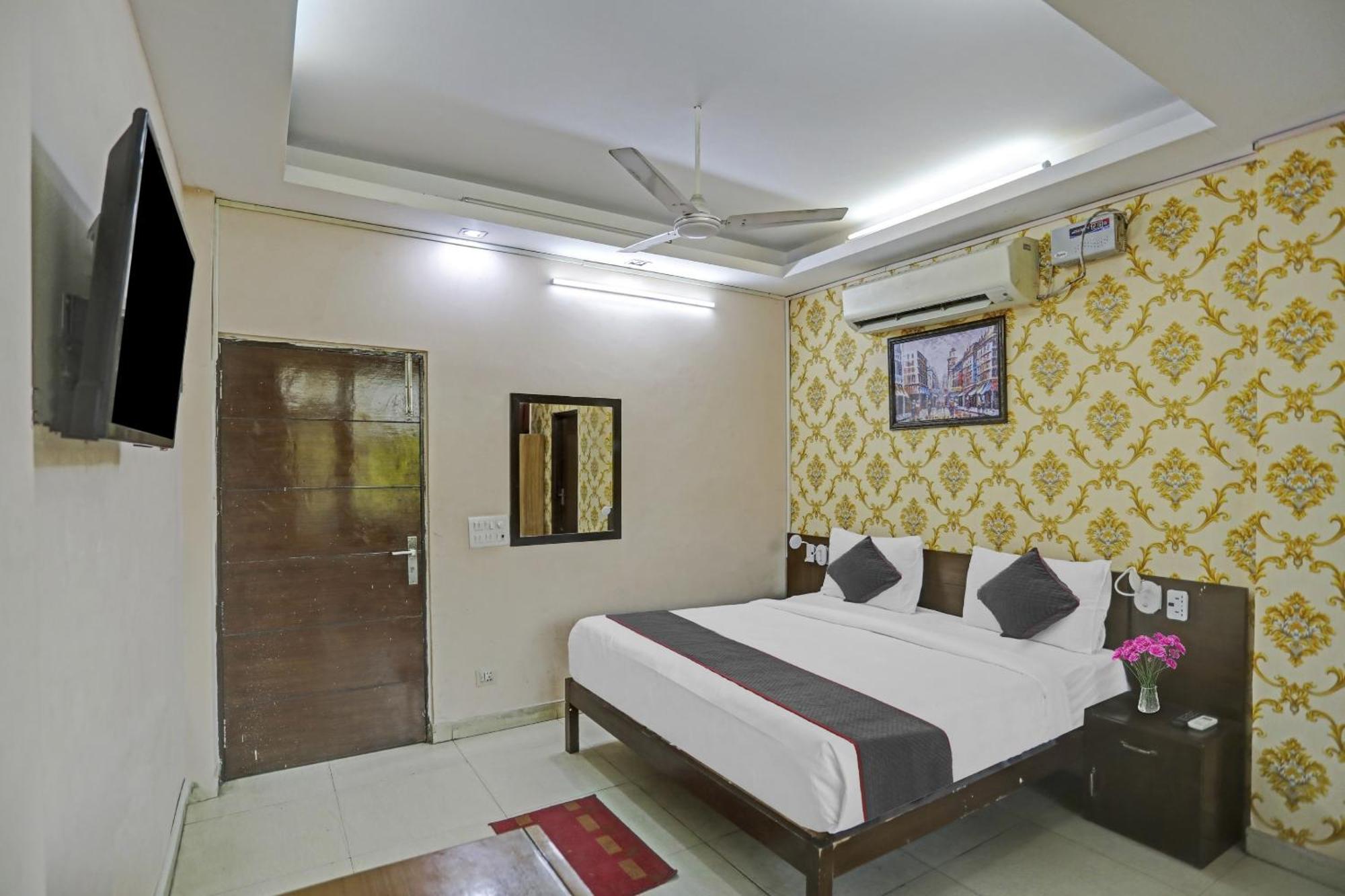 Hotel O Shivam Guest House نيودلهي المظهر الخارجي الصورة