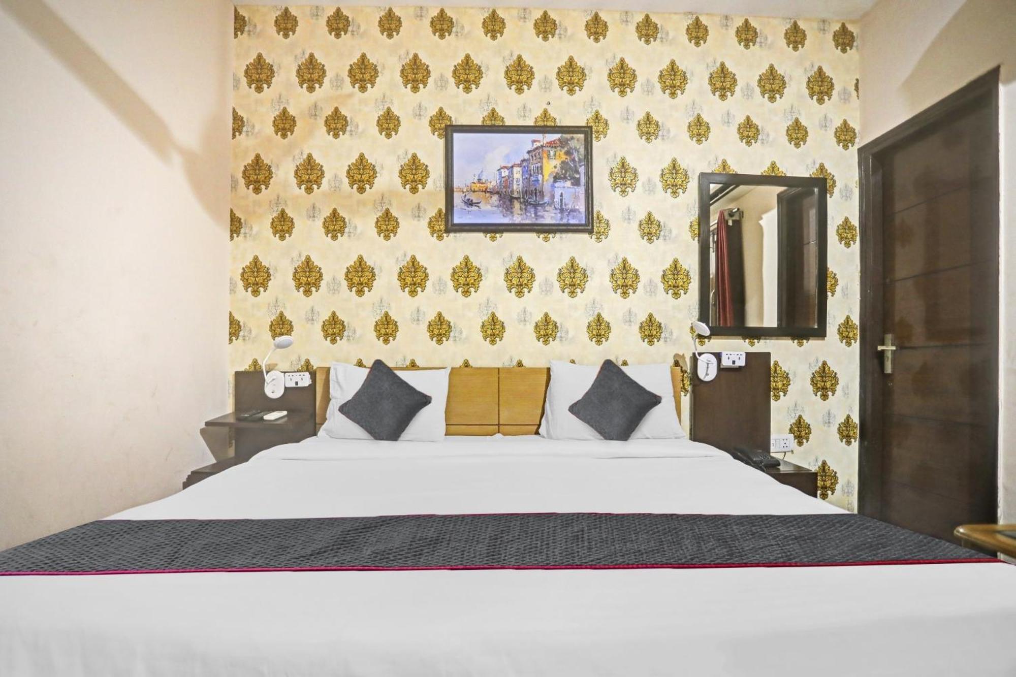 Hotel O Shivam Guest House نيودلهي المظهر الخارجي الصورة